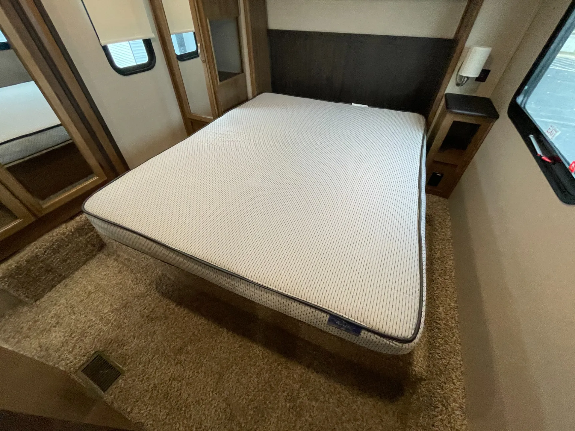 2020 Coachmen Chaparral Lite 30RLS - Photo 4