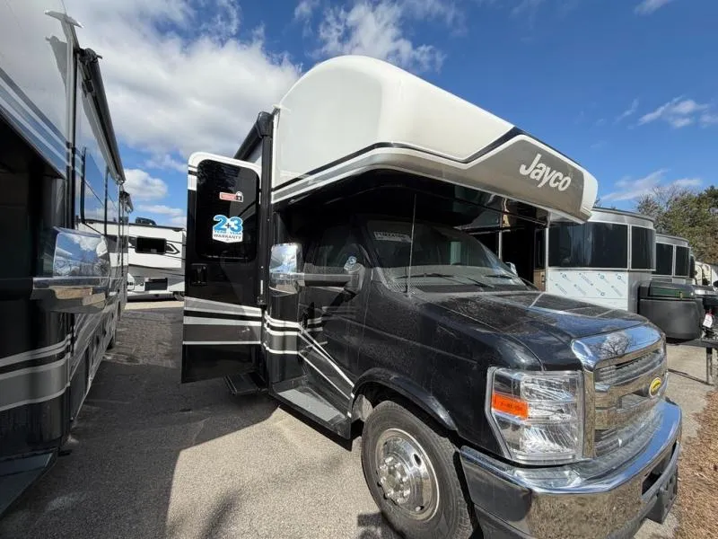 2026 Jayco Greyhawk 30Z - Photo 3