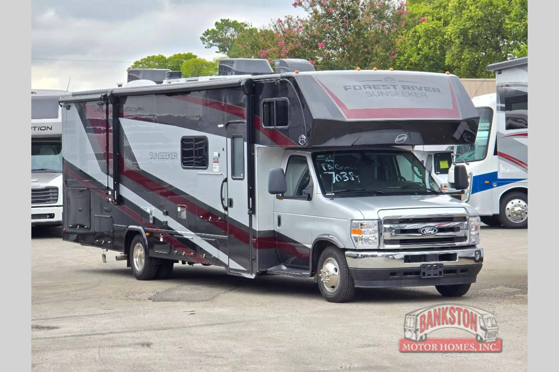 2027 Forest River Sunseeker 3010DS
