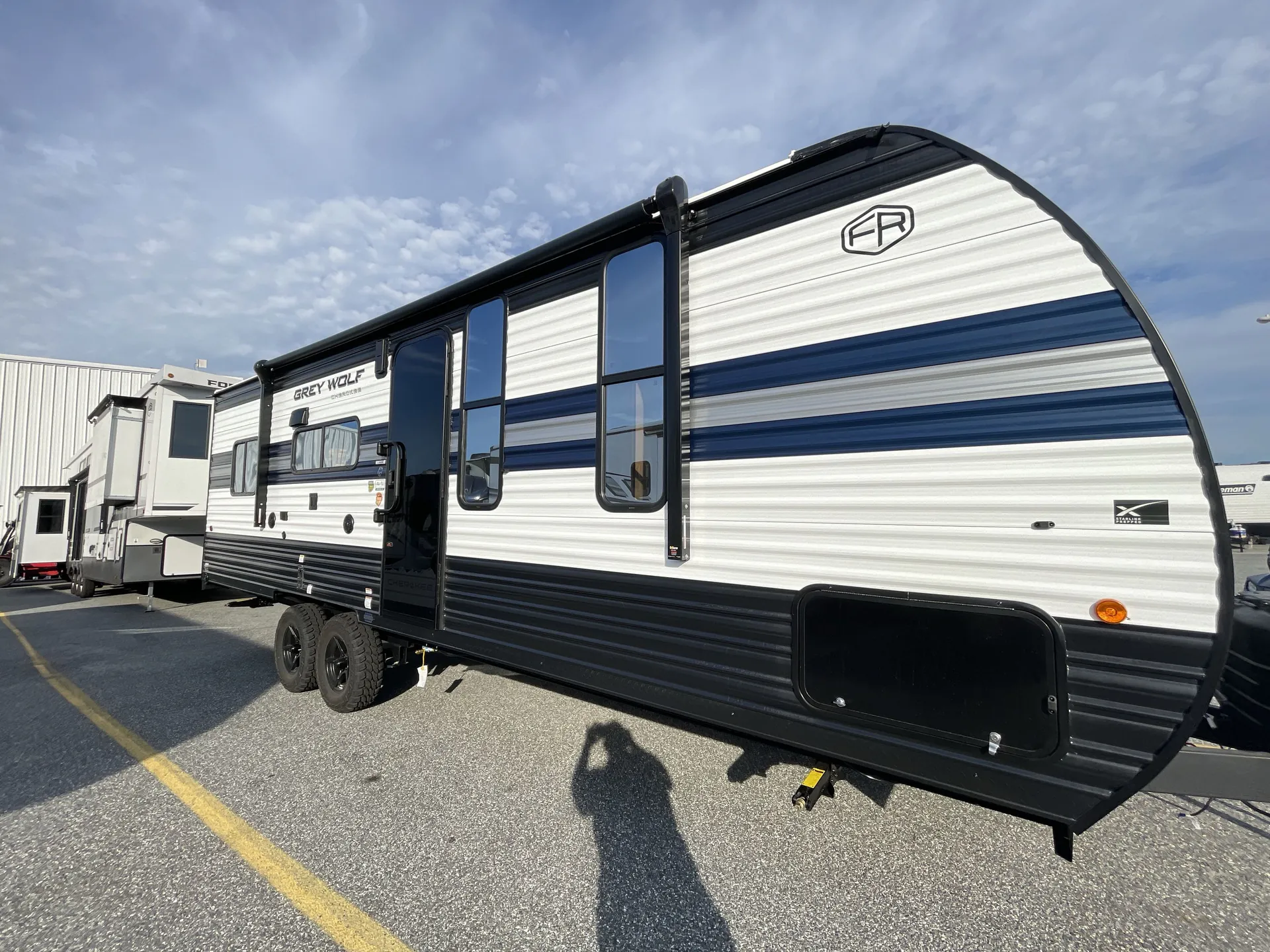 2027 Forest River Cherokee Grey Wolf 22RR — campside