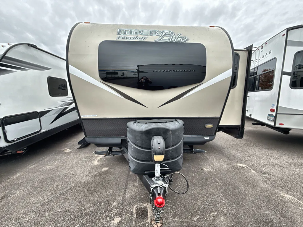 2020 Forest River Flagstaff Micro Lite 25FKS, Photos photo 3