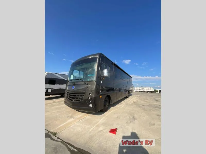 2026 Fleetwood RV Admiral 32N - Main photo