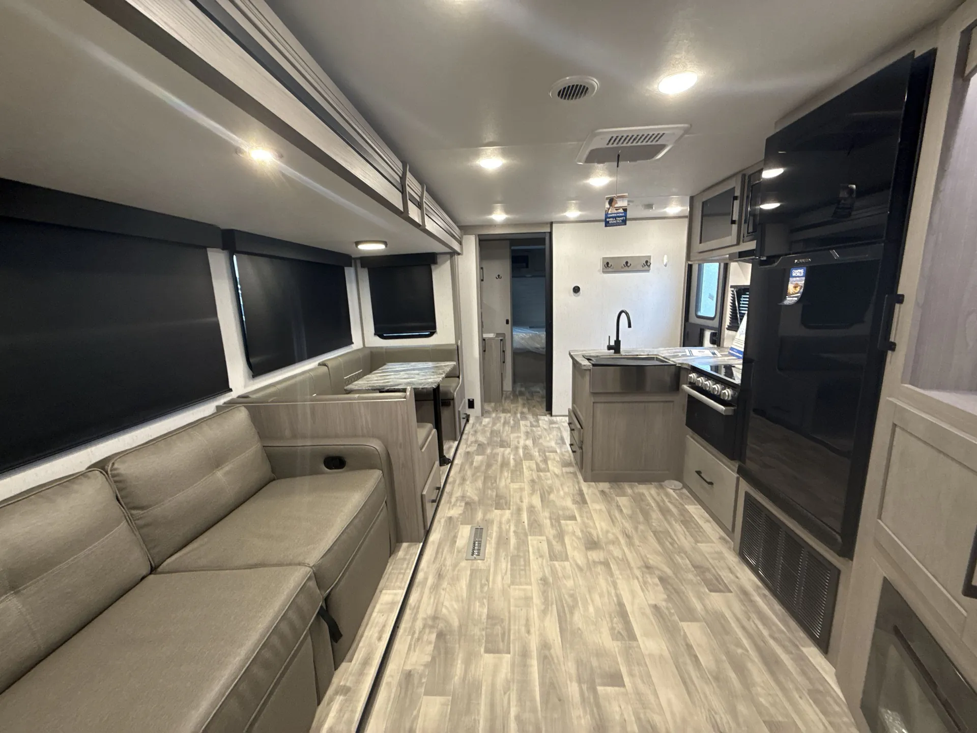 2023 Dutchmen Kodiak Ultra-Lite Ultra-Lite 296BHSL — living area main