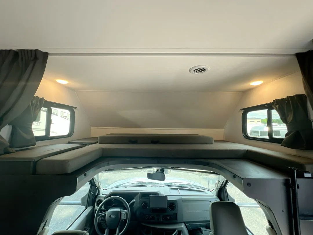 2027 Forest River Sunseeker 3010DS — Photo 7