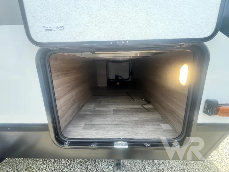 2023 Grand Design Imagine 2500RL - Photo 3
