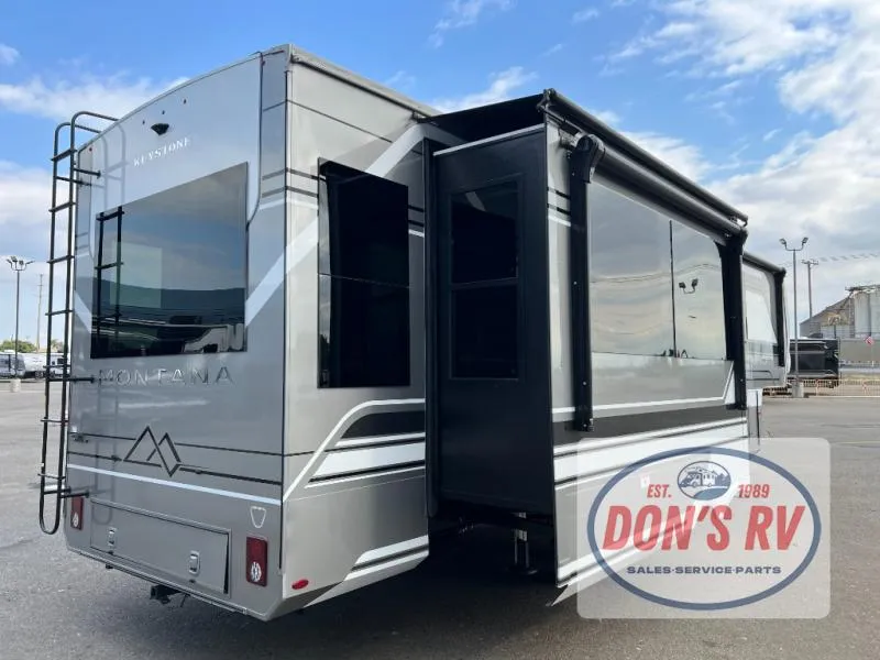 2026 Keystone Montana 3100RL - Photo 4
