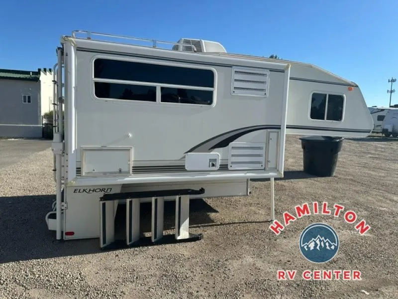 2001 Fleetwood RV ELKHORN Used    9U - Photo 2