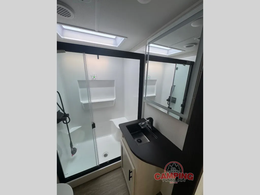 2027 Forest River Sabre 36FLX, Photos photo 13