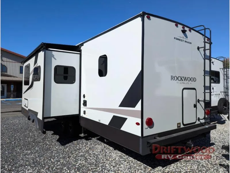 2026 Forest River Rockwood Ultra Lite 2706BH - Photo 4