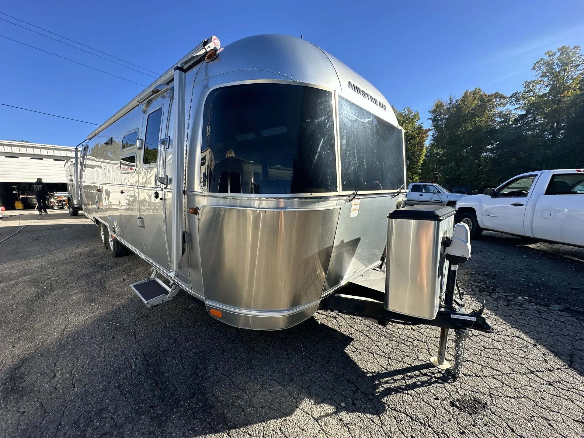 2019 Airstream International Serenity 30RB - Photo 2
