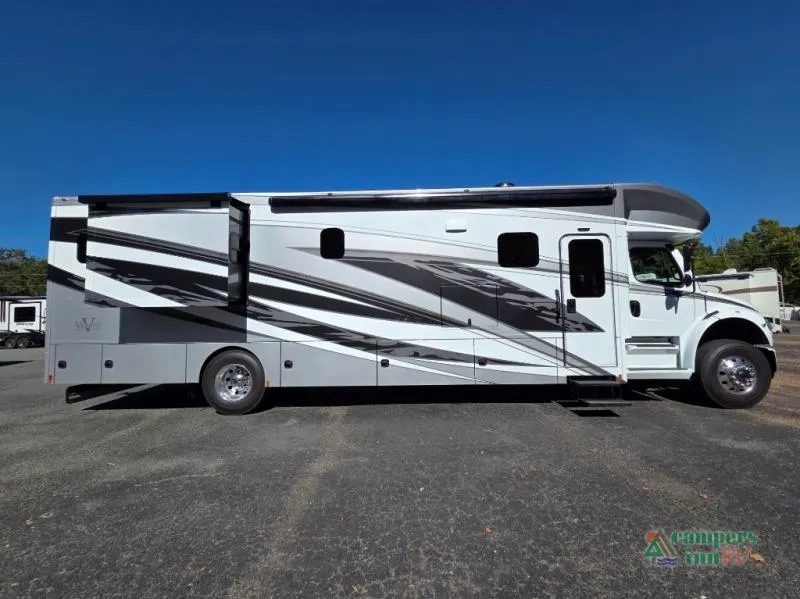 2026 Renegade RV Verona 40VRB - Photo 4