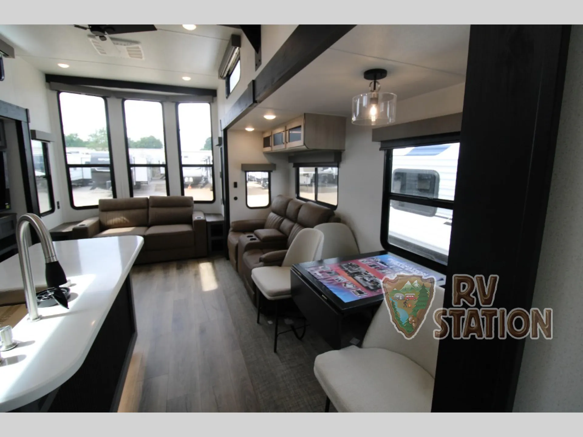 2026 Forest River Puma Vista 402LFT - Photo 4