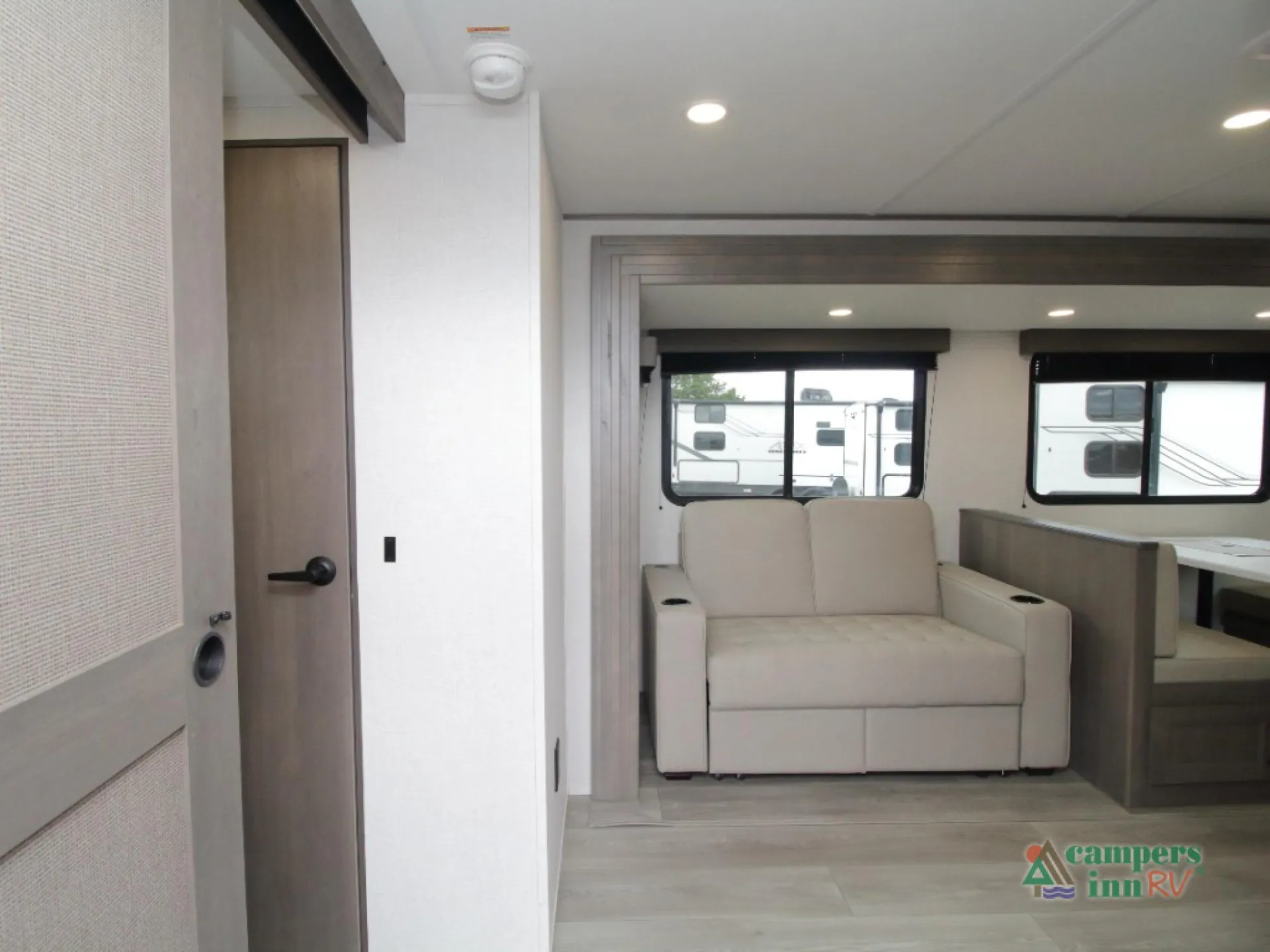 2026 Grand Design Transcend Xplor 305BHT - Photo 4