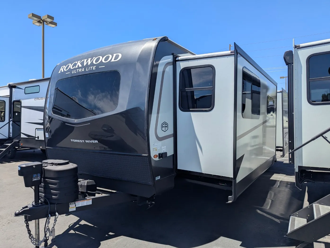 2027 Forest River Rockwood Ultra Lite 2608BS - Photo 4