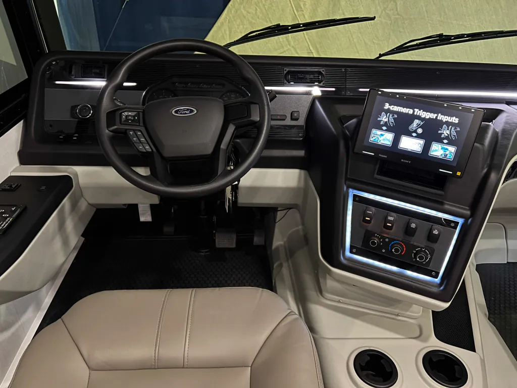 2027 Entegra Coach Vision XL 36C, Photos photo 3