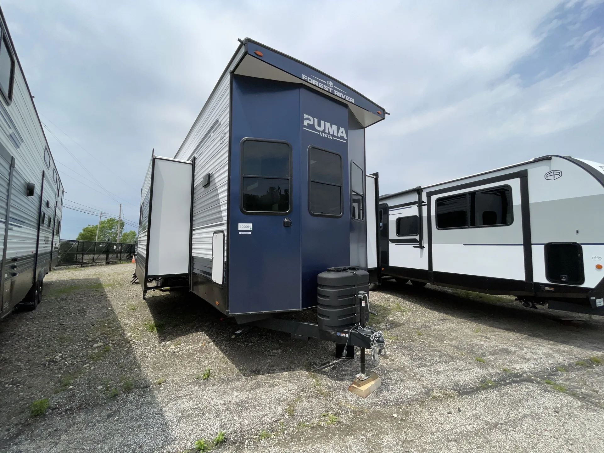 2027 Forest River Puma Vista 403LFT