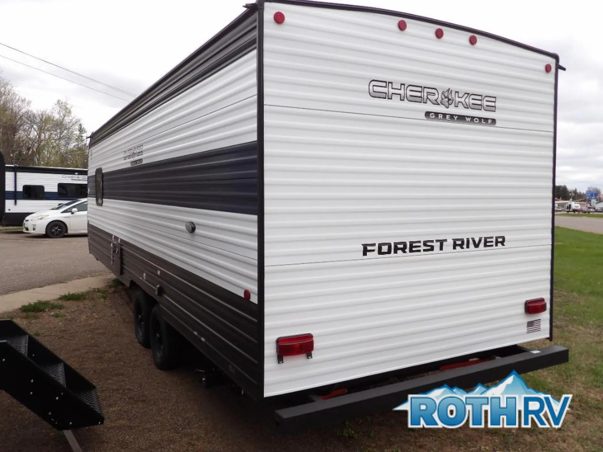 2026 Forest River Cherokee Grey Wolf 26LP — Photo 5