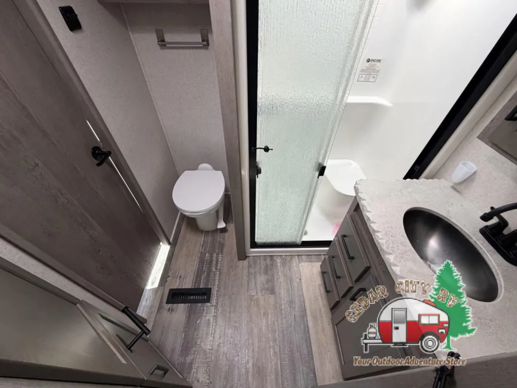 2021 Keystone Raptor 351, Photos photo 37