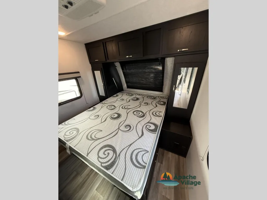 2023 Coachmen Freedom Express Ultra Lite 274RKS, Photos photo 21