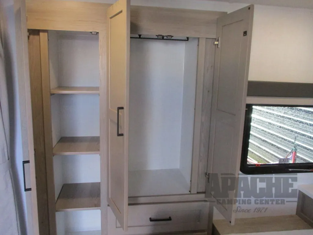 2026 Forest River Flagstaff Micro Lite 25FBD, Photos photo 11