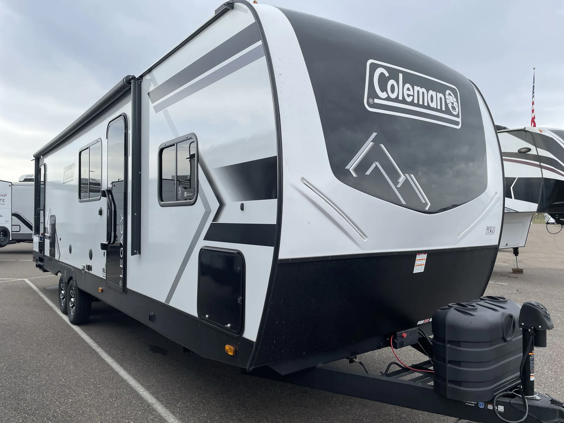 2026 Keystone Coleman Legacy 2900BH - Photo 2
