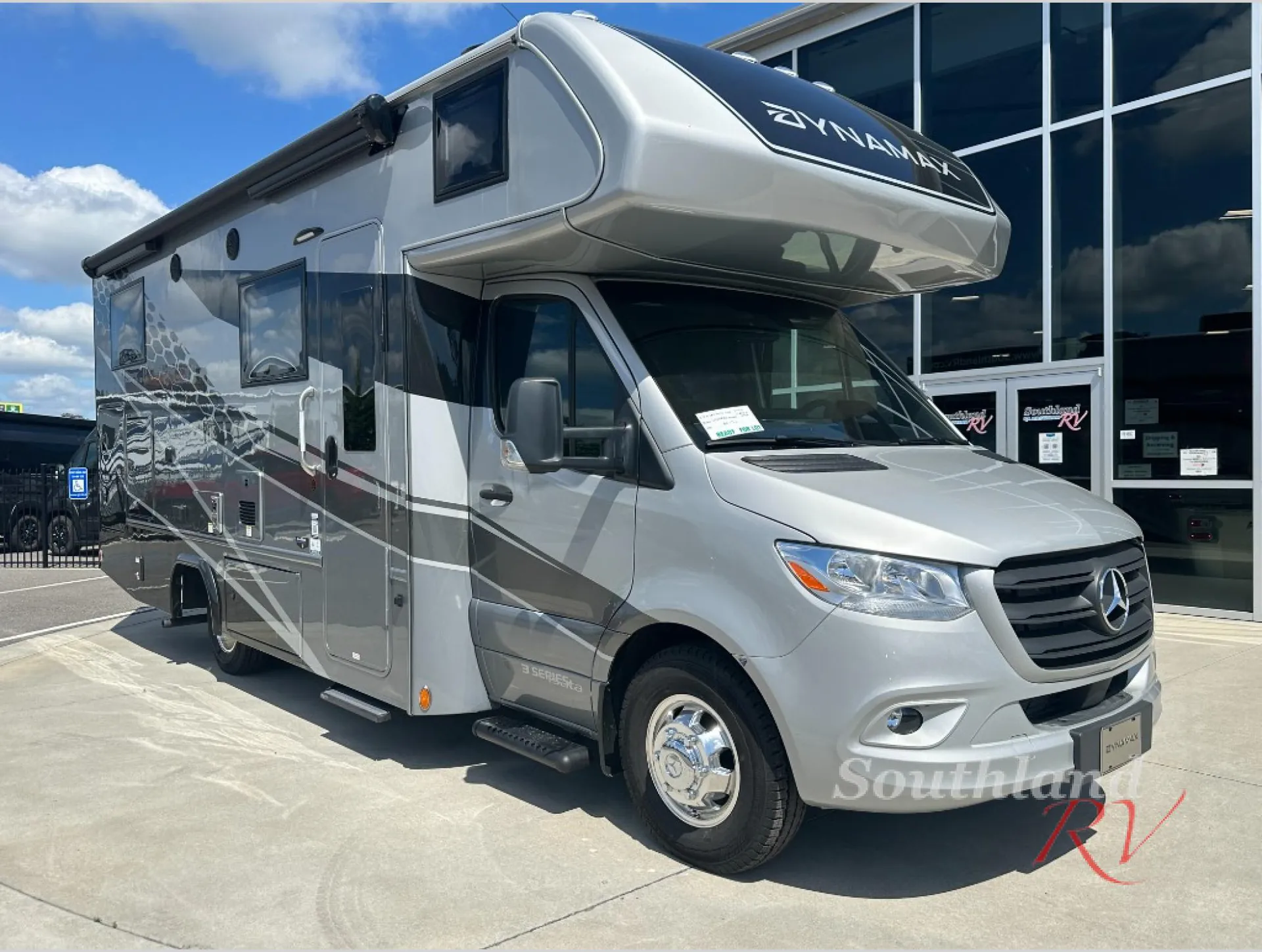 2026 Dynamax Corp Isata 3 Series 24TW - Photo 2