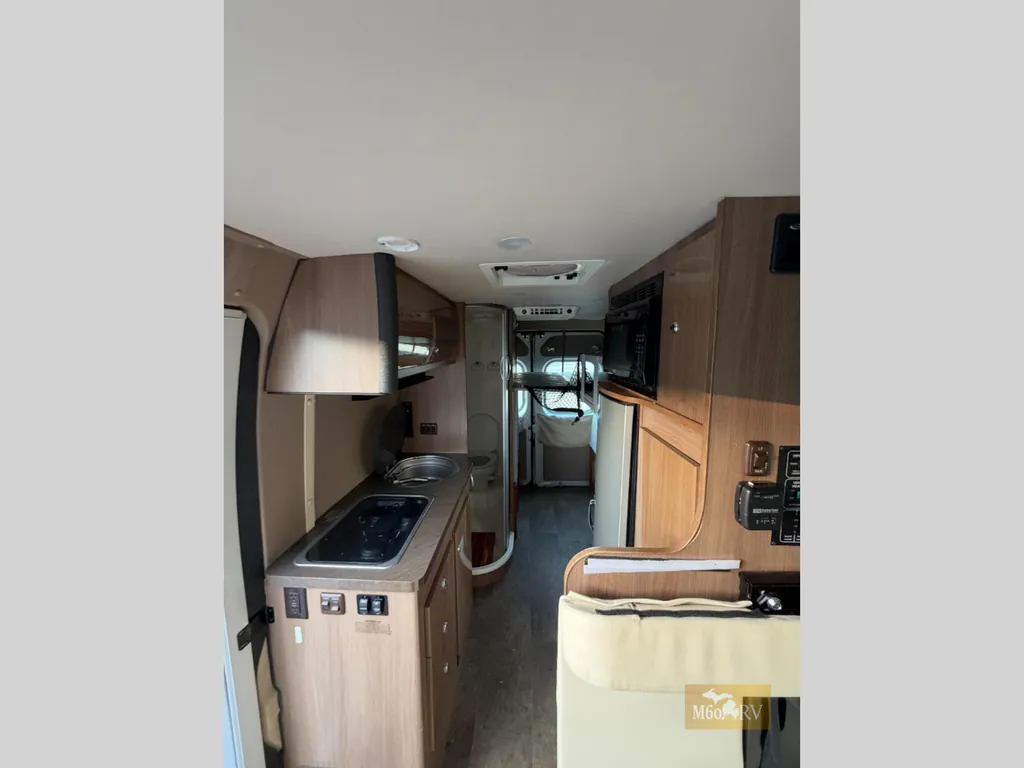 2015 Winnebago Travato 59G, Photos photo 13