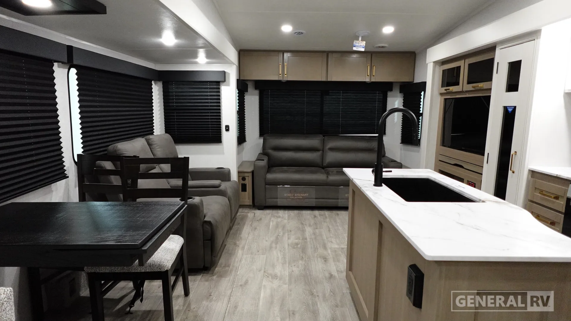 2027 Jayco Eagle SLE 30RLT - Photo 3