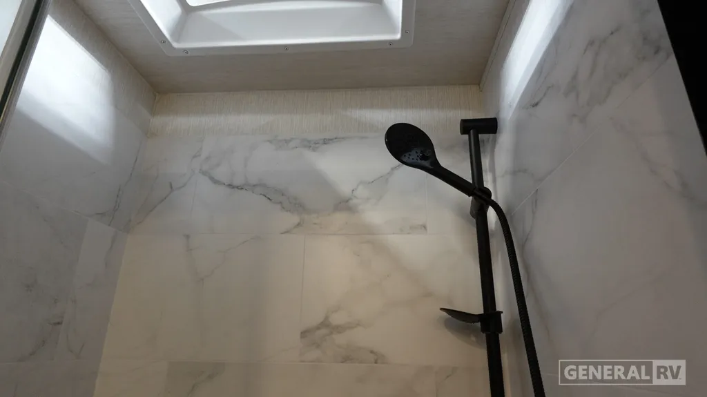 2027 NeXus RV Maximus 34MX, Photos photo 26
