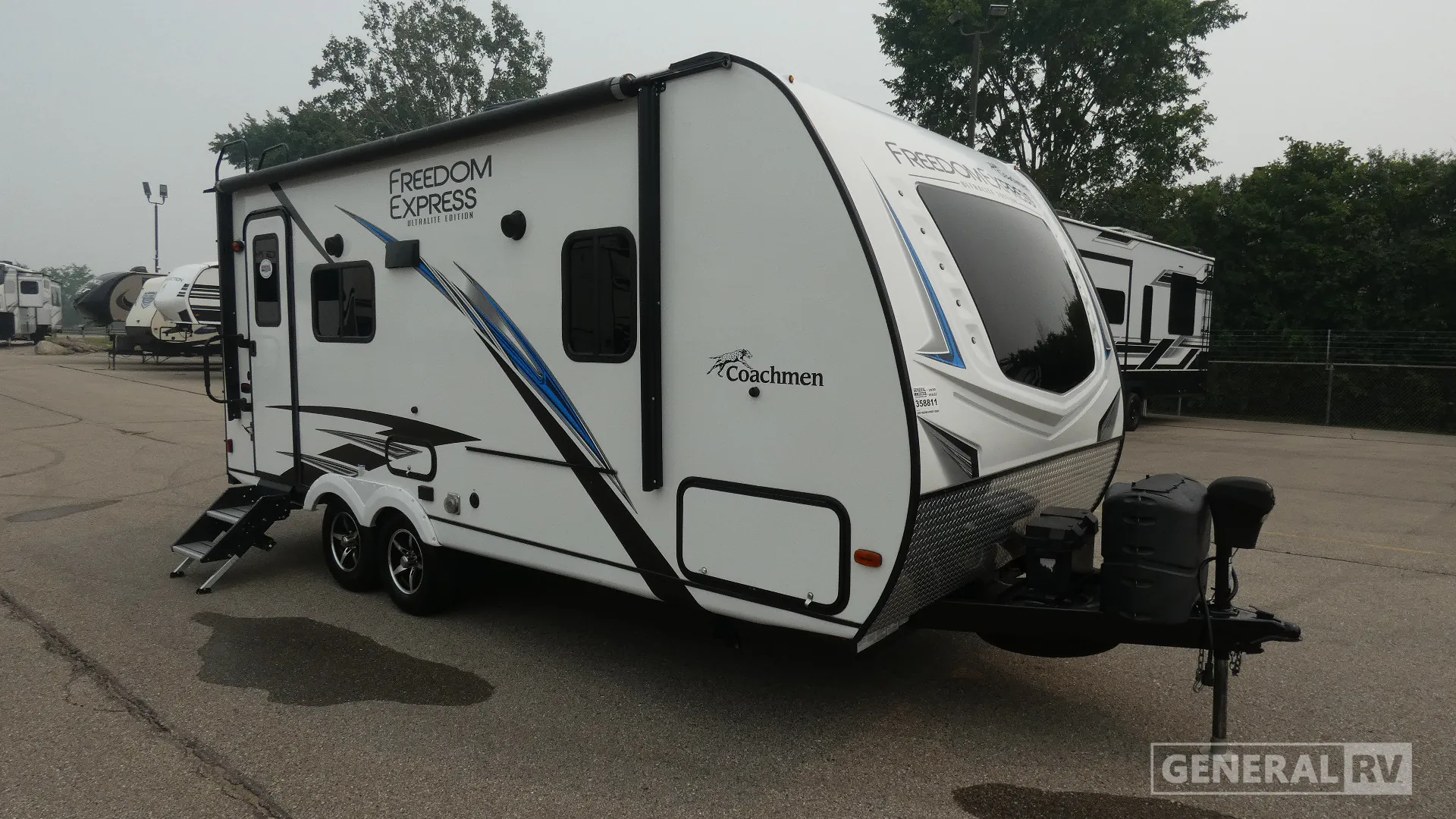 2021 Coachmen Freedom Express Ultra Lite 192RBS - Photo 2