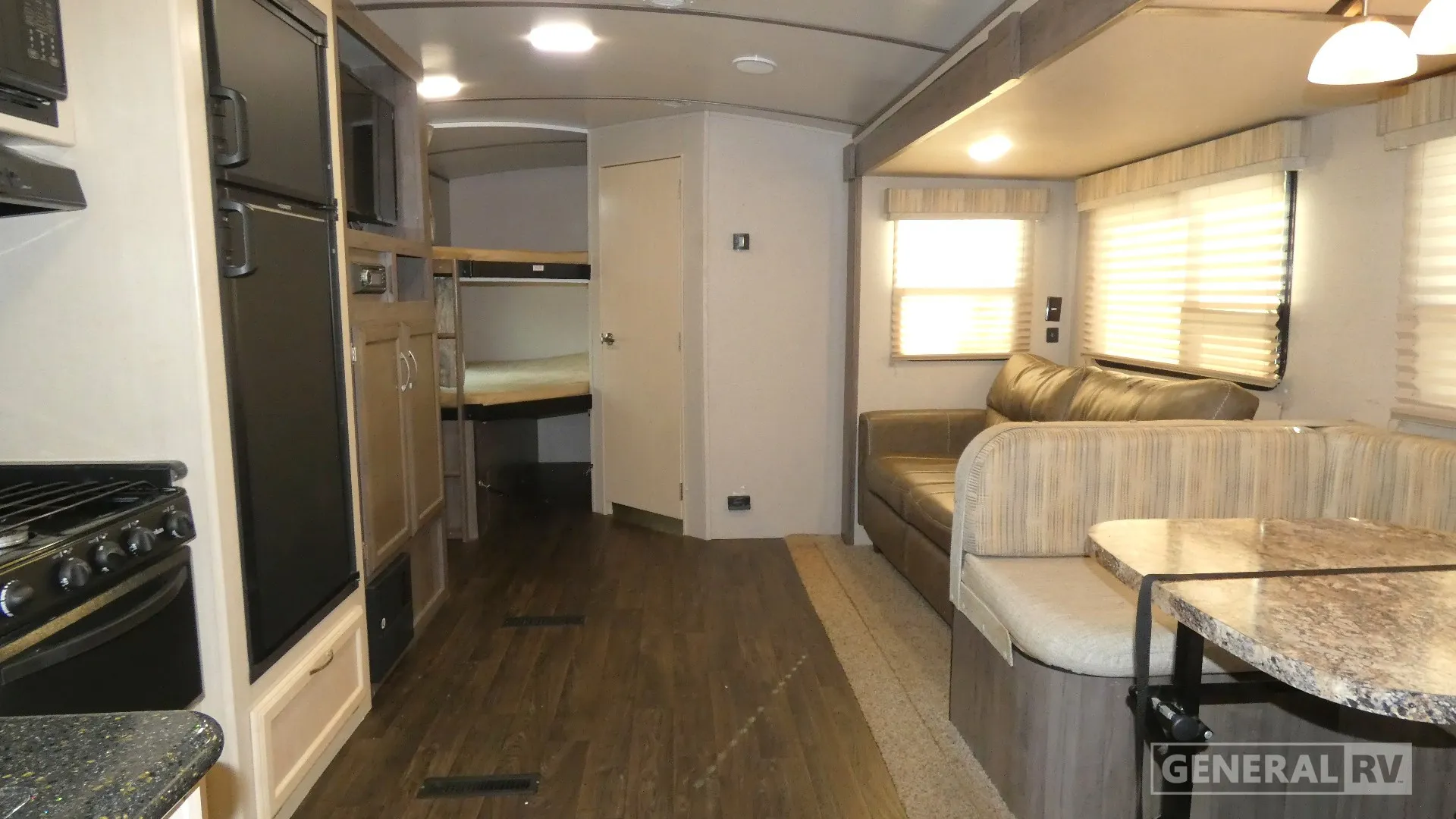 2019 Winnebago Minnie 27BHSS - Photo 3