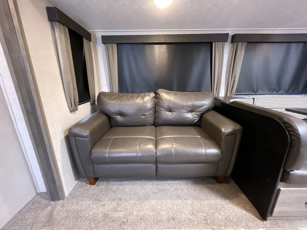 2021 Forest River Vibe 28BH, Photos photo 8