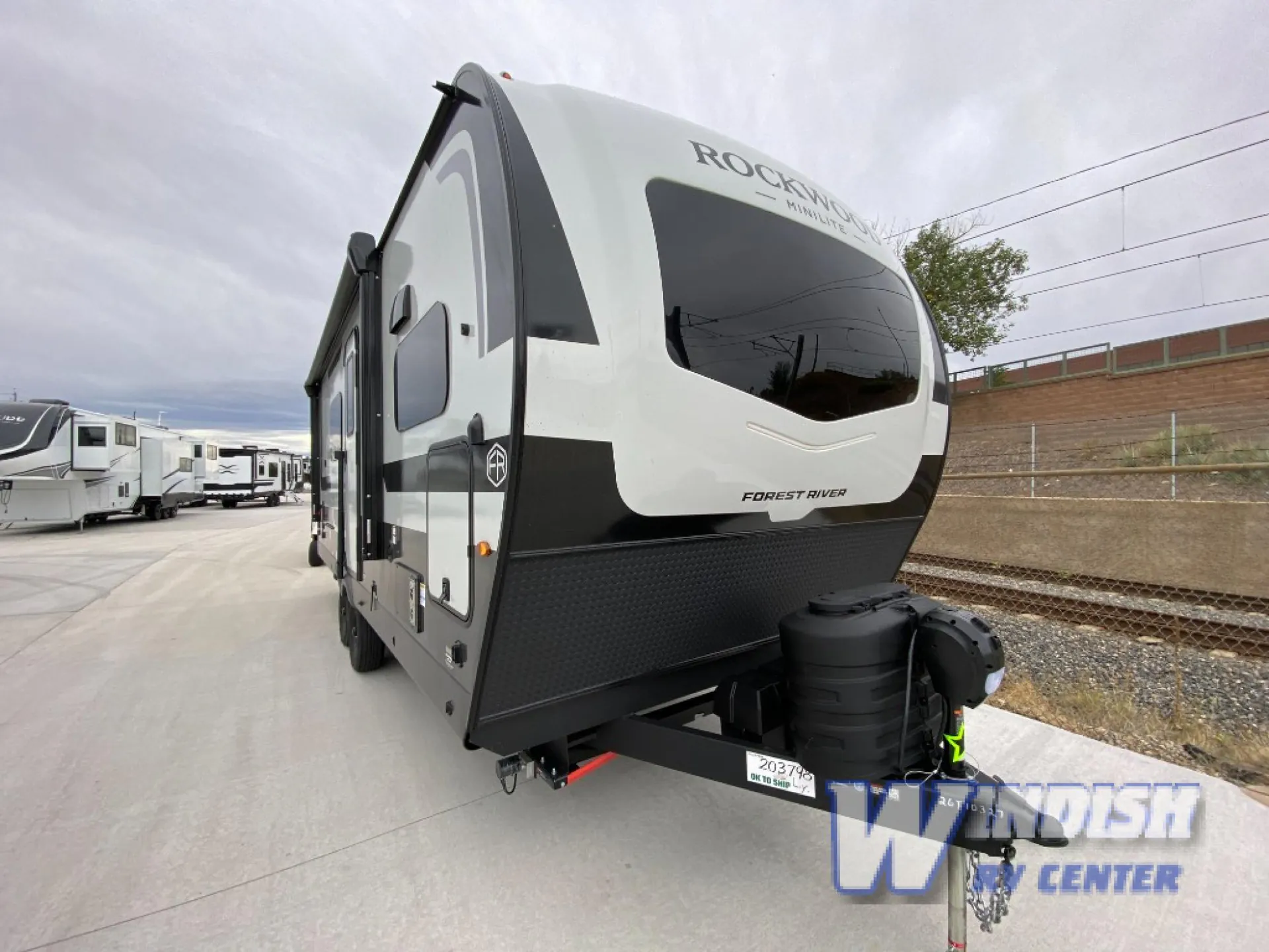 2027 Forest River Rockwood Mini Lite 2523MBR