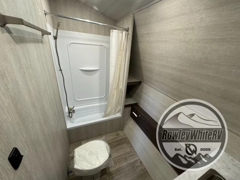 2026 Genesis Supreme Overnighter GFK2700 - Photo 2