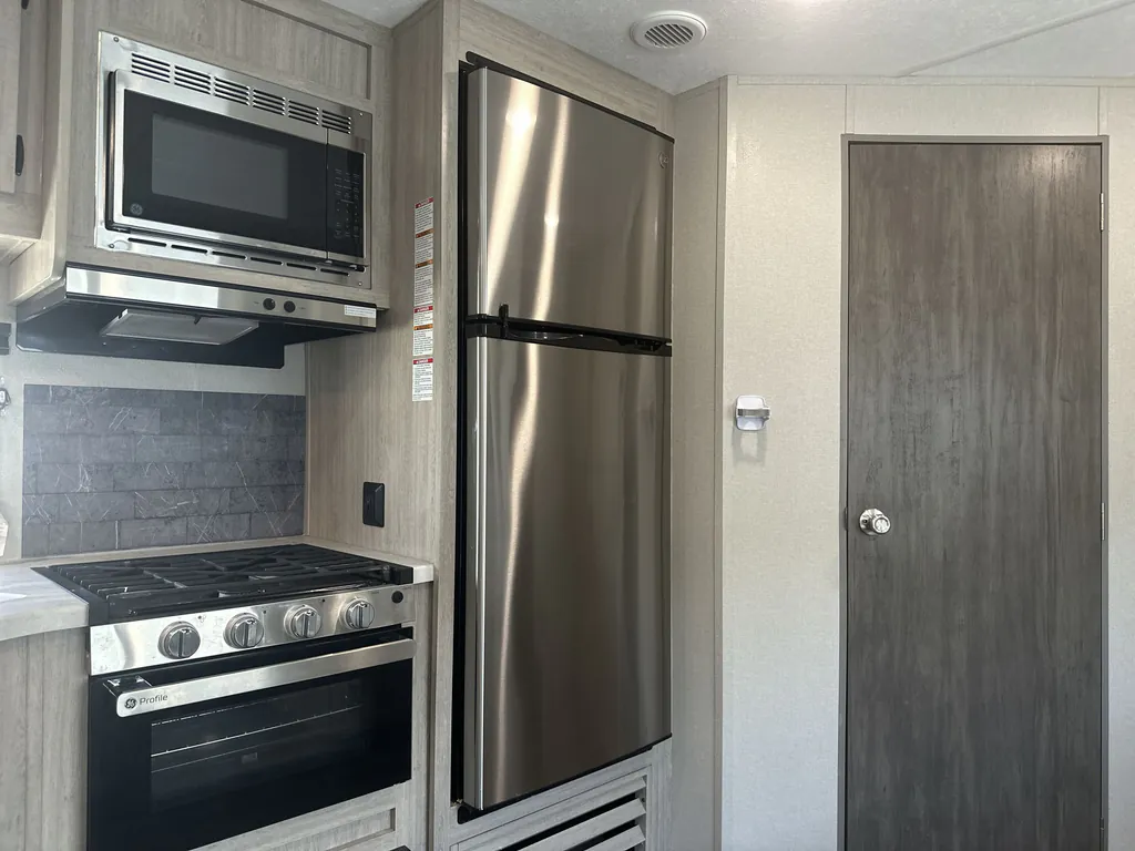 2024 Coachmen Catalina Legacy Edition 243RBS, Photos photo 14