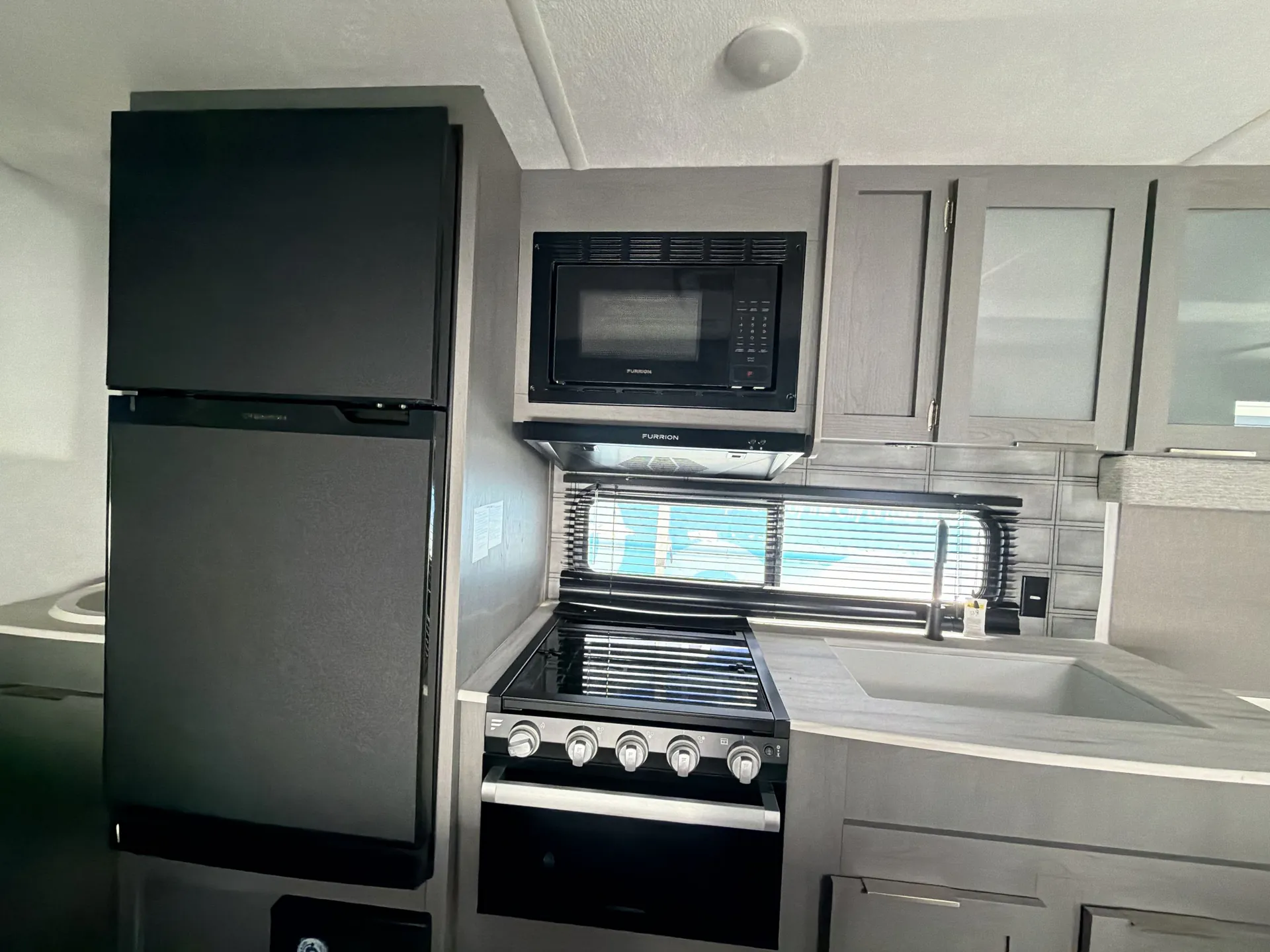 2023 Forest River Wildwood X-Lite 261BHXL — fridge