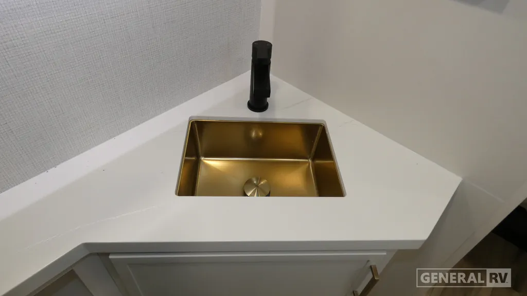 2026 Brinkley Model I 294, Photos photo 13