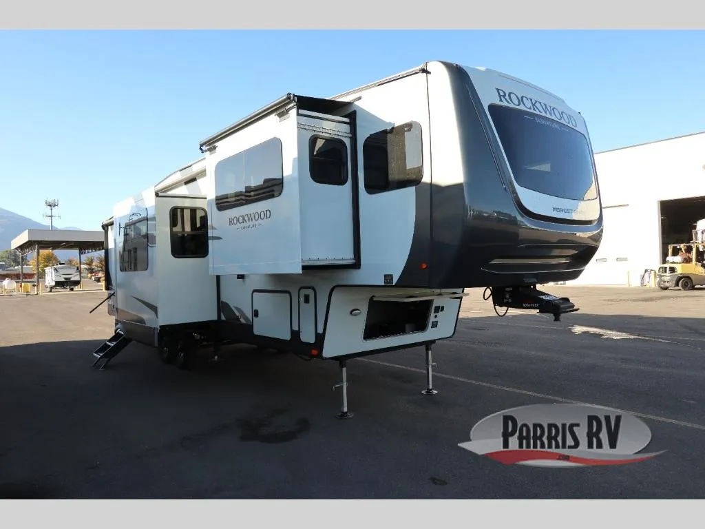 2026 Forest River Rockwood Signature 402SFL - Photo 2