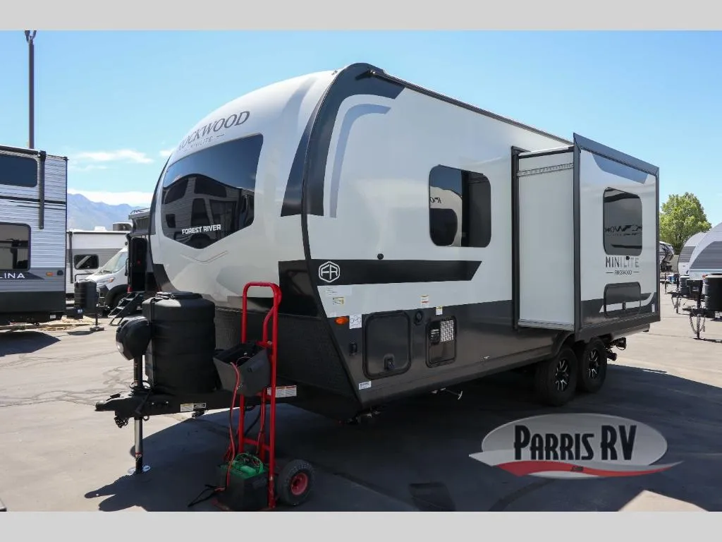 2026 Forest River Rockwood Mini Lite 2109S - Photo 3