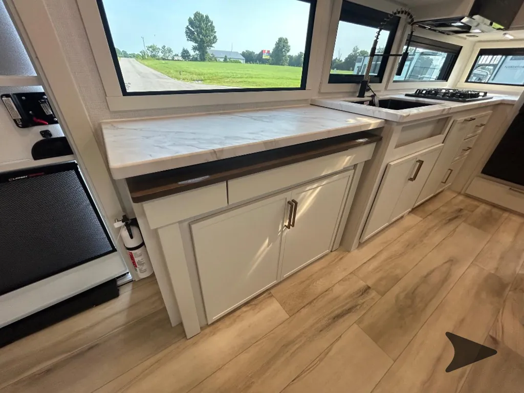 2026 Brinkley Model Ix 20X, Photos photo 11