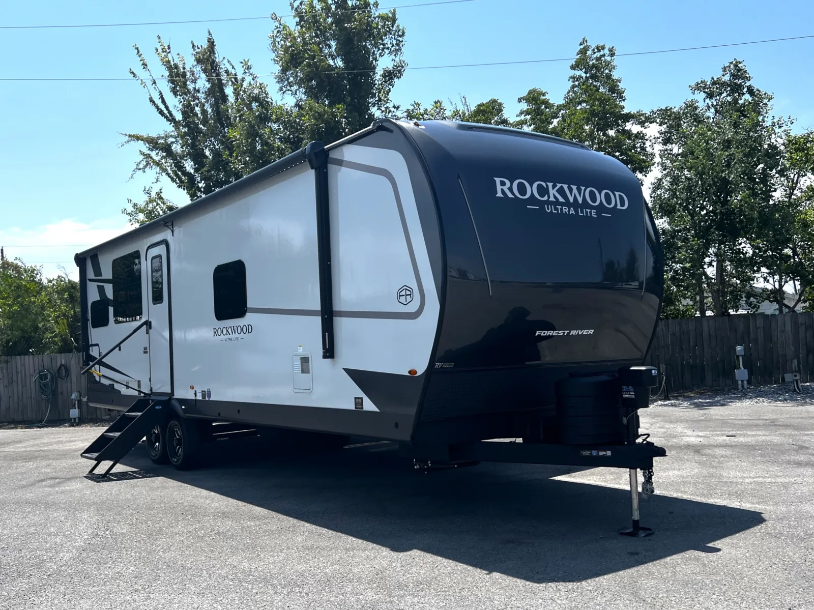 2027 Forest River Rockwood Ultra Lite 2711RK