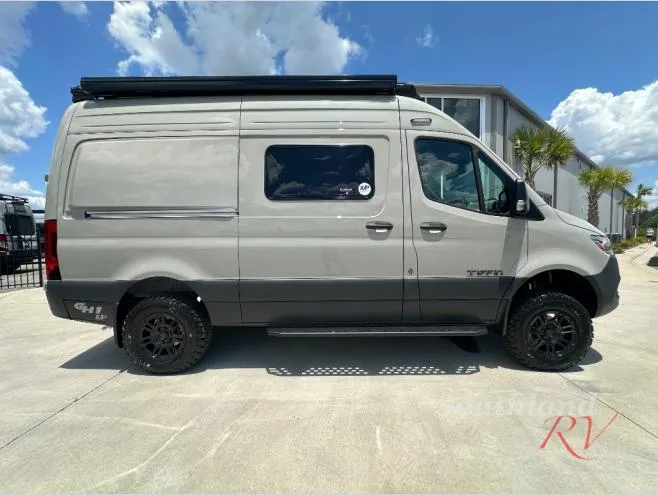 2027 Tiffin Motorhomes GH1 19AV - Photo 2