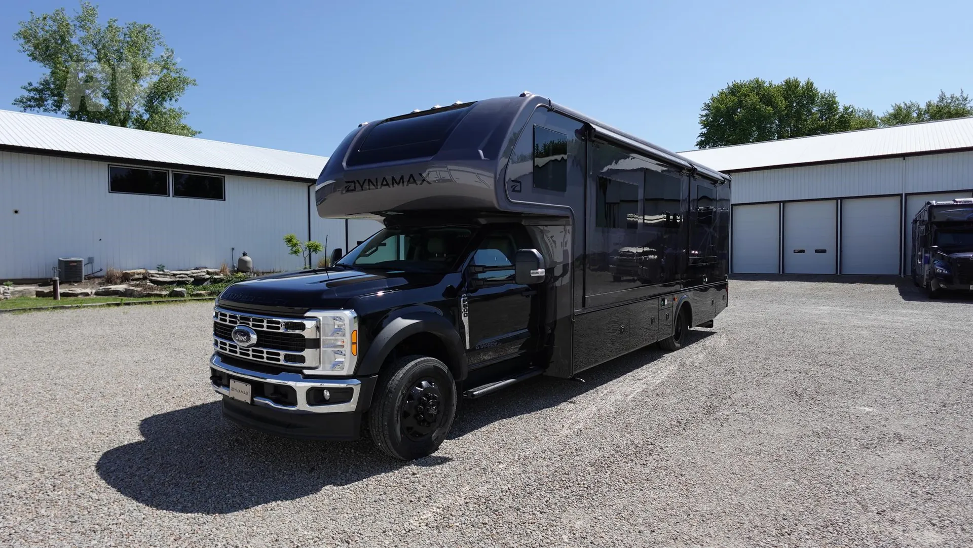 2027 Dynamax Corp Isata 6 Series 30FW - Photo 4