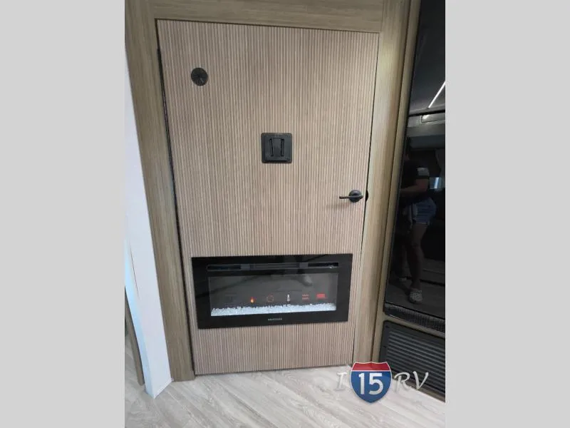 2026 Forest River RV Wildwood X-Lite 25ICE - Photo 4