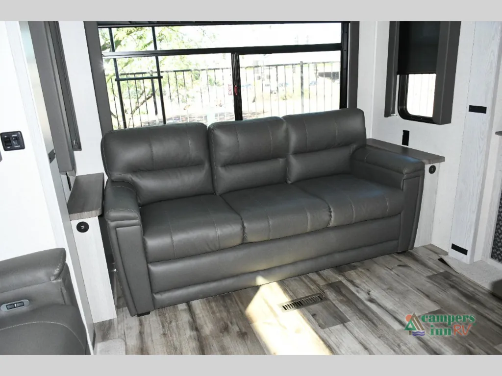 2024 Keystone Montana High Country 385BR, Photos photo 10