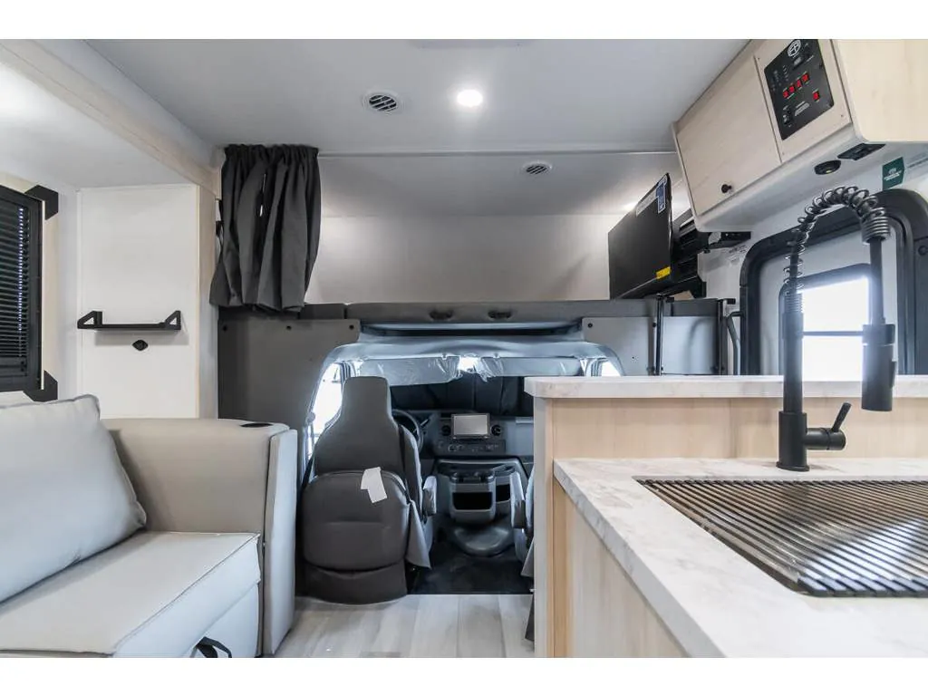 2027 Forest River Forester 3151S - Photo 4