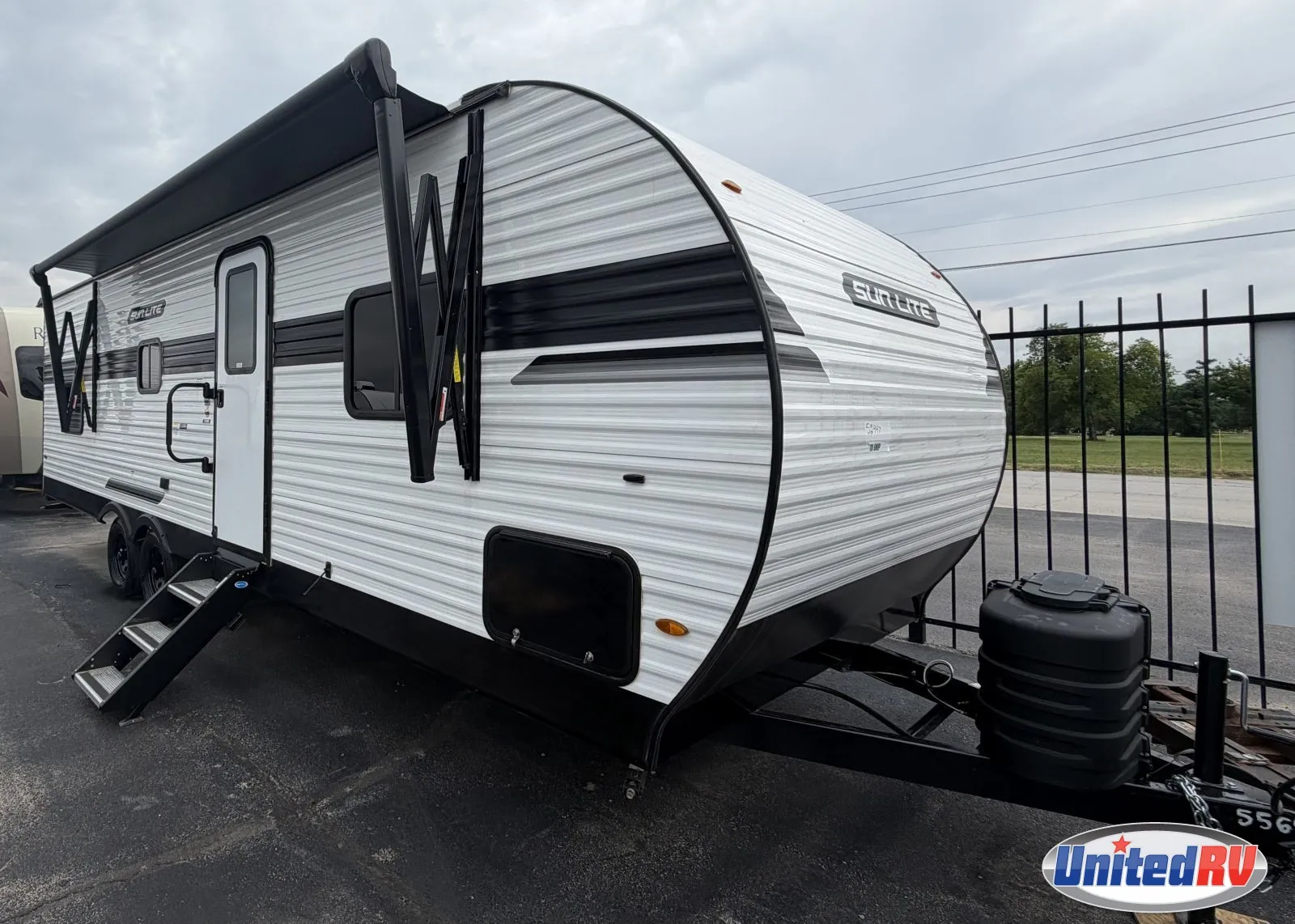 2026 SUNSET PARK RV SUNLITE 25DB - Photo 2