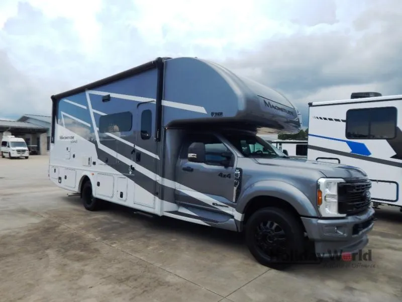 2026 Thor Motor Coach Magnitude GRAND S29 - Photo 2