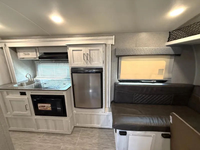 2018 Forest River Rockwood Geo Pro 16BH - Photo 4