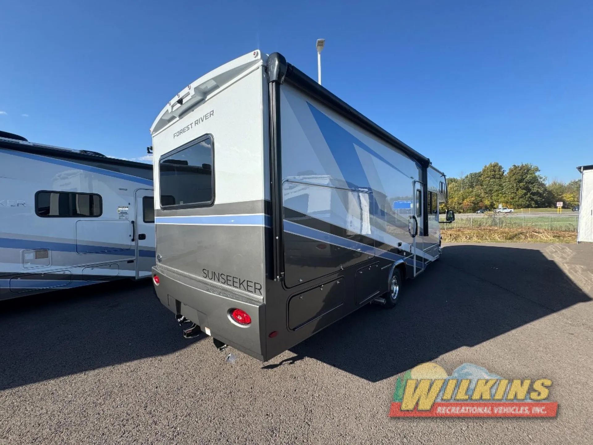 2027 Forest River Sunseeker 2860DS — Photo 7